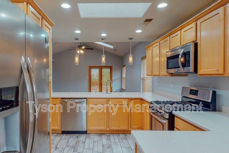 4404 Noche Clara Ave Nw - Photo 7 of 21