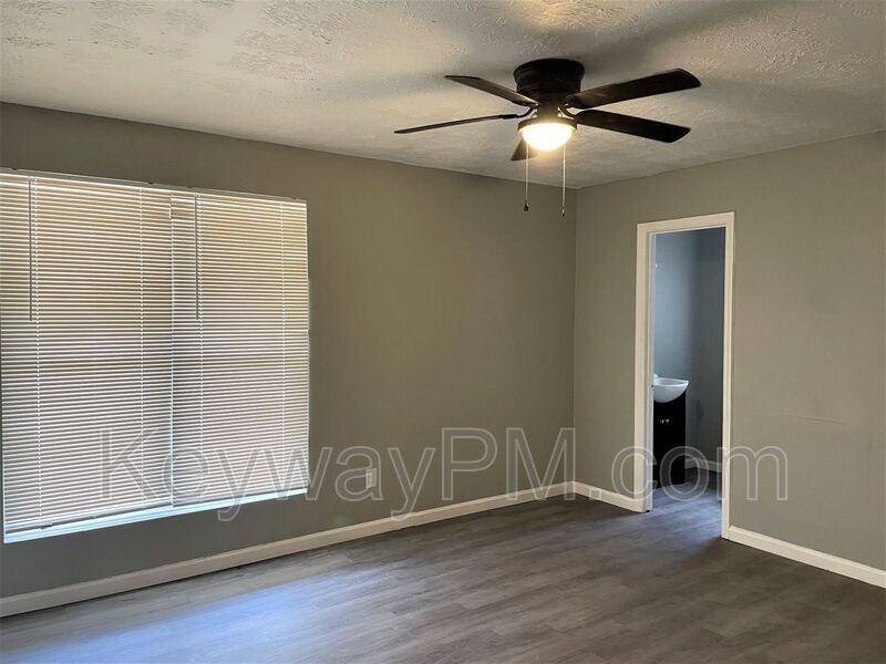 3567 Kindling Dr - Photo 7 of 15