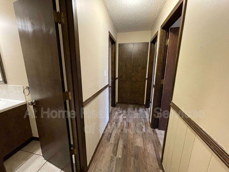 1359 S John Ave - Photo 6 of 13