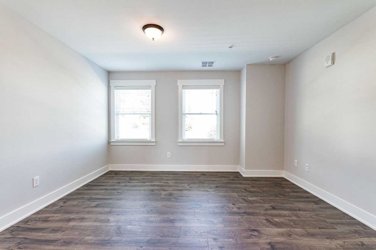 625 N Oneil St #301 - Photo 3 of 7