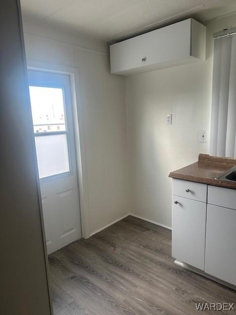 2420 7th St - Photo 3 of 11