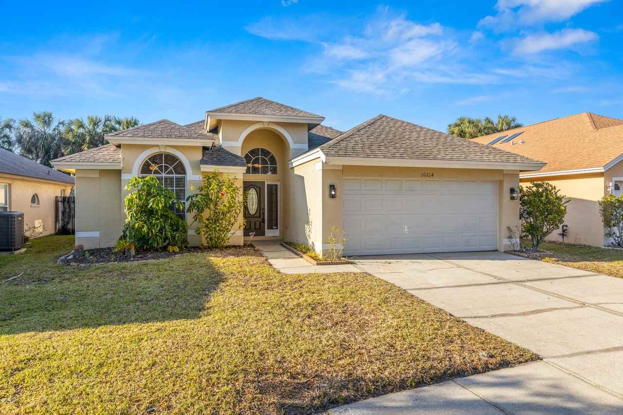 10214 Oasis Palm Dr - Photo 2 of 25