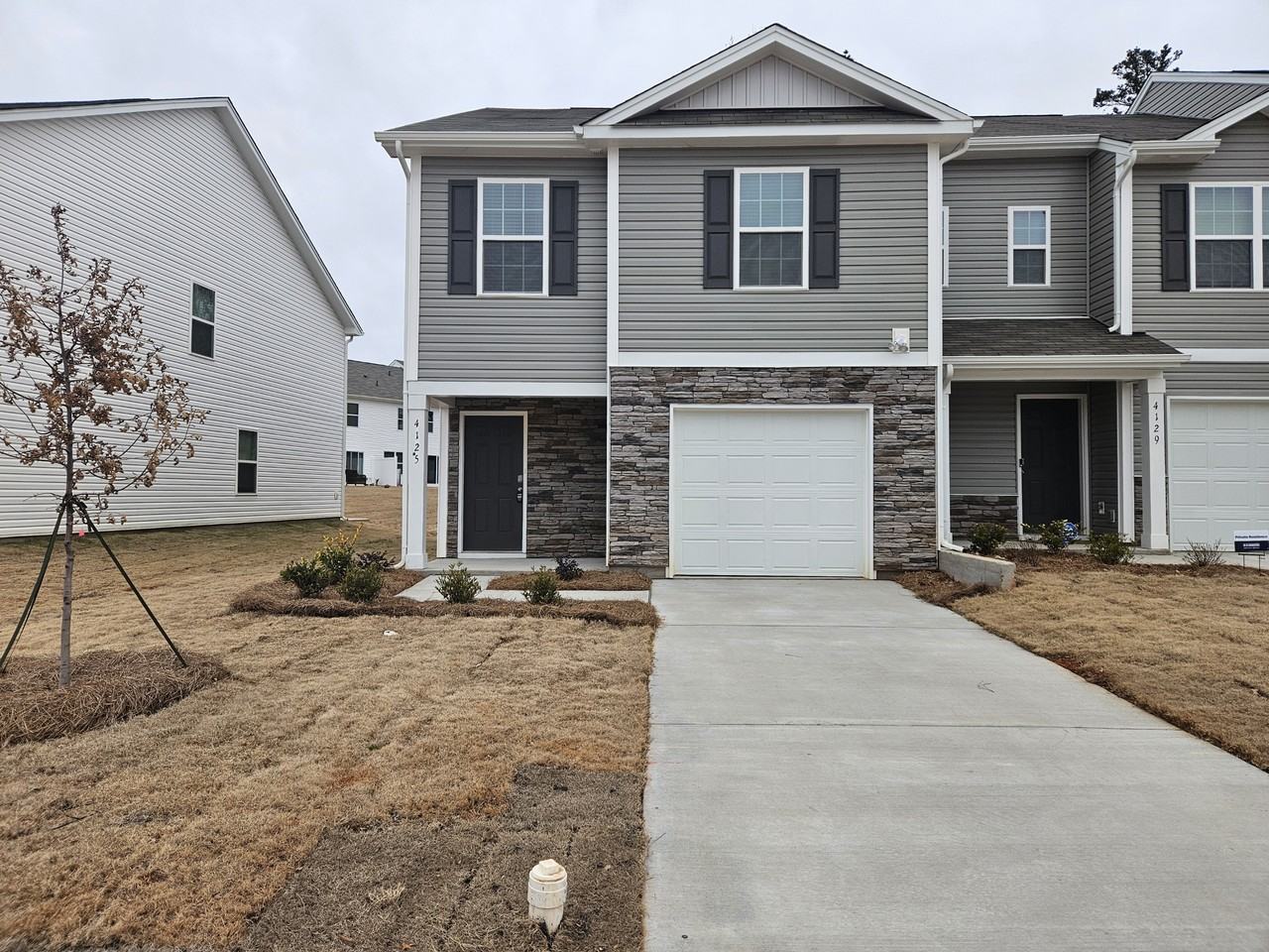 4125 Lurelin Ln - Photo 3 of 31