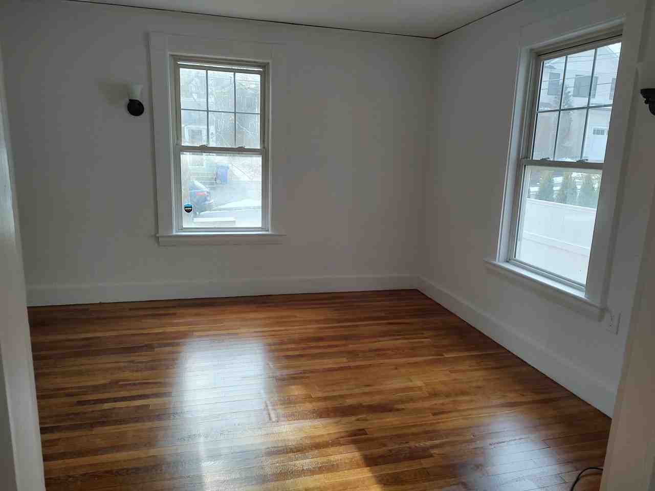 14 Elliot Ter - Photo 2 of 11