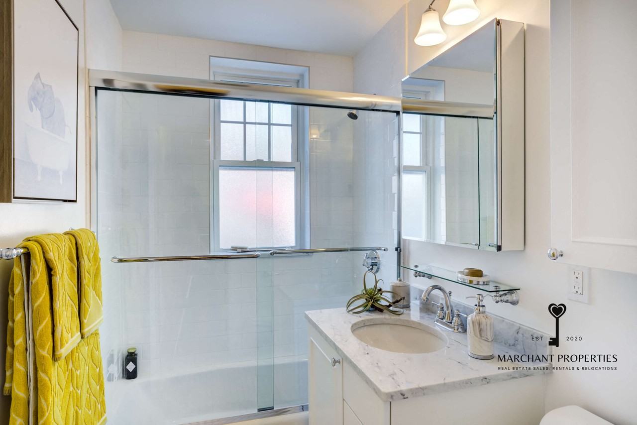 38 Harris St #A - Photo 6 of 11