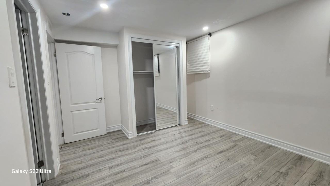 1 Boyd Crescent - Photo 3 of 12