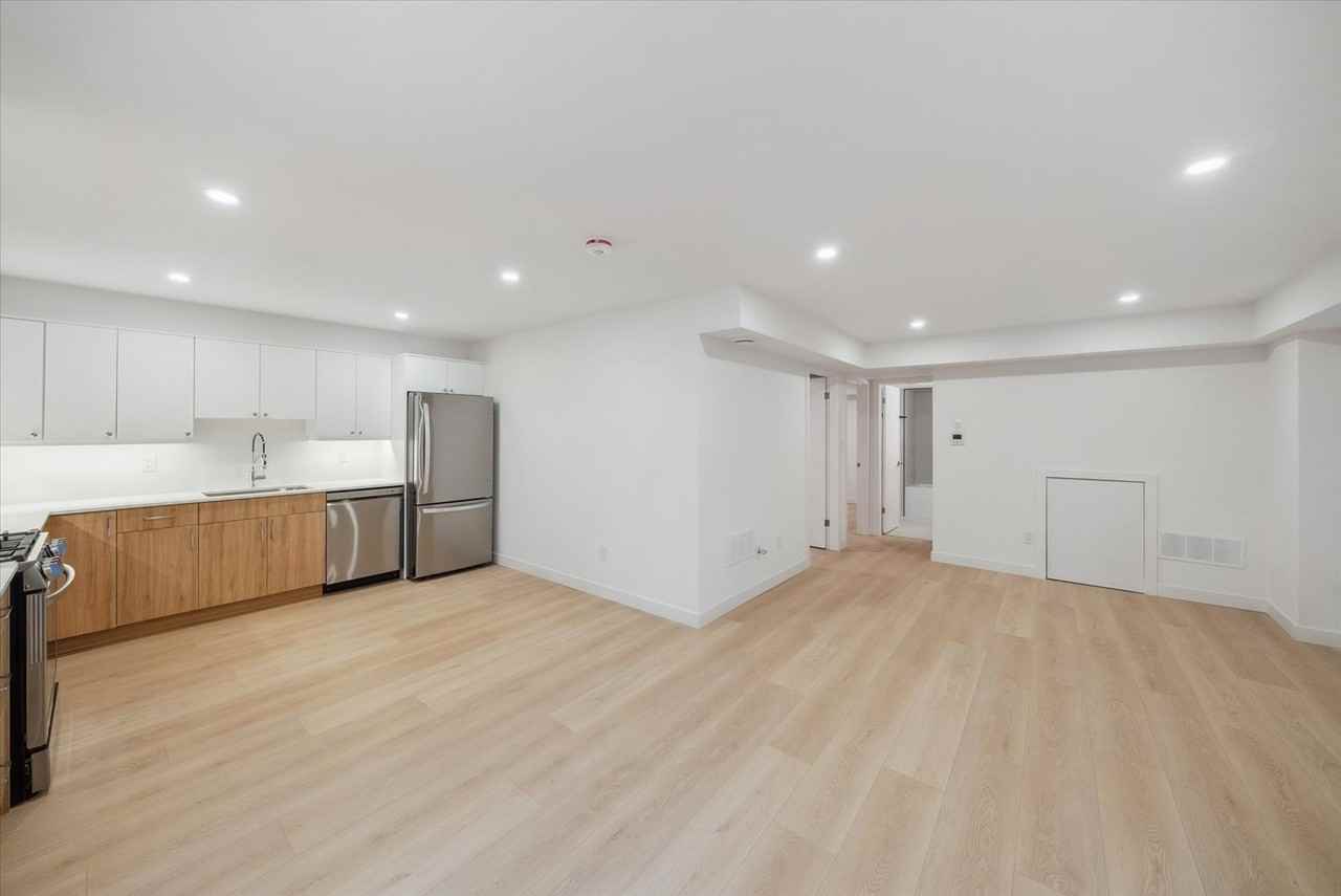 321 Saint George Street #2 - Photo 6 of 14