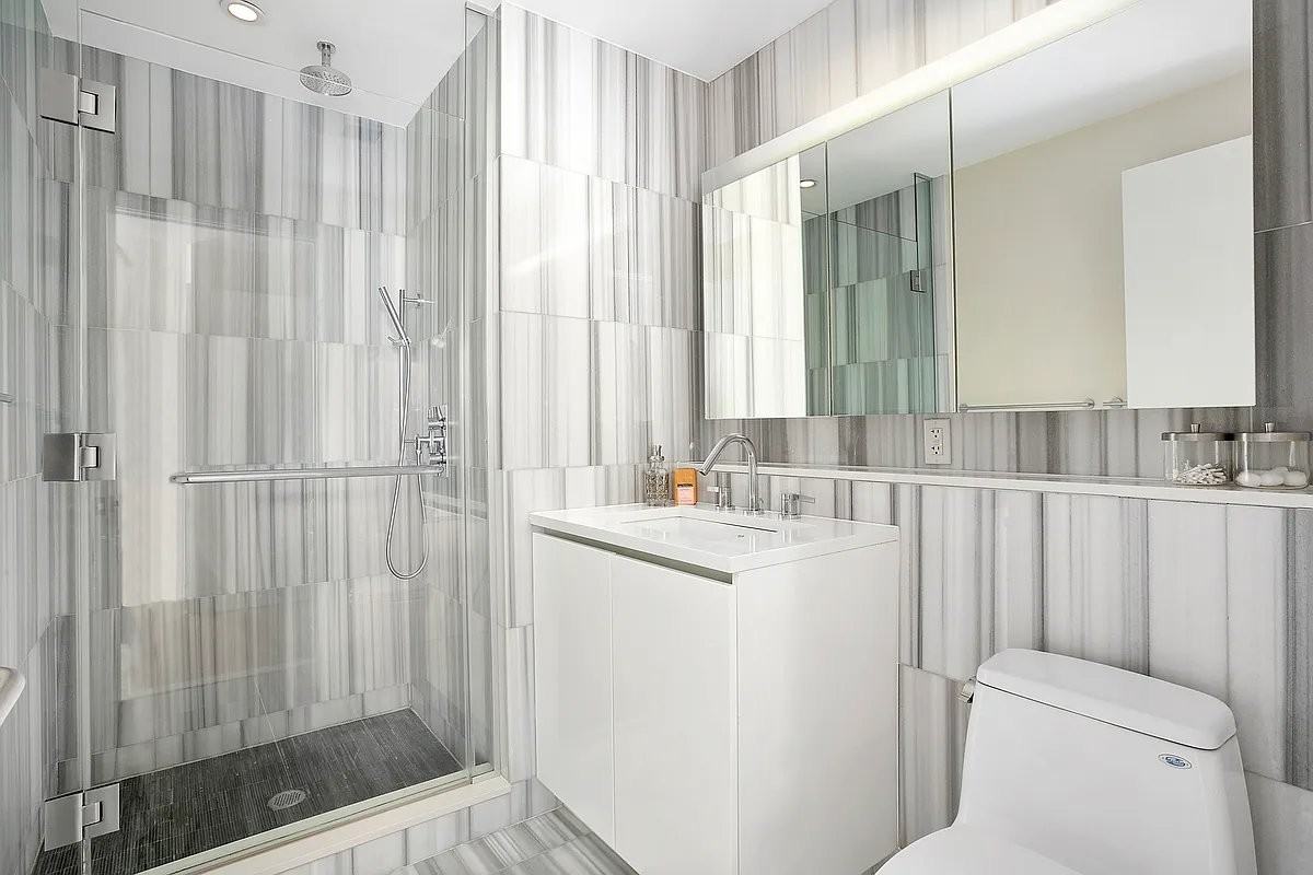 120 Church St #821 - Photo 6 of 6