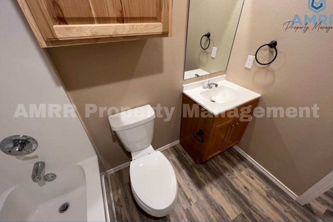 2418 2418 N Ave P - 2418 N Ave P - Photo 4 of 20