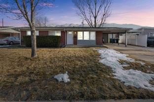 303 Sw - Photo 1 of 1