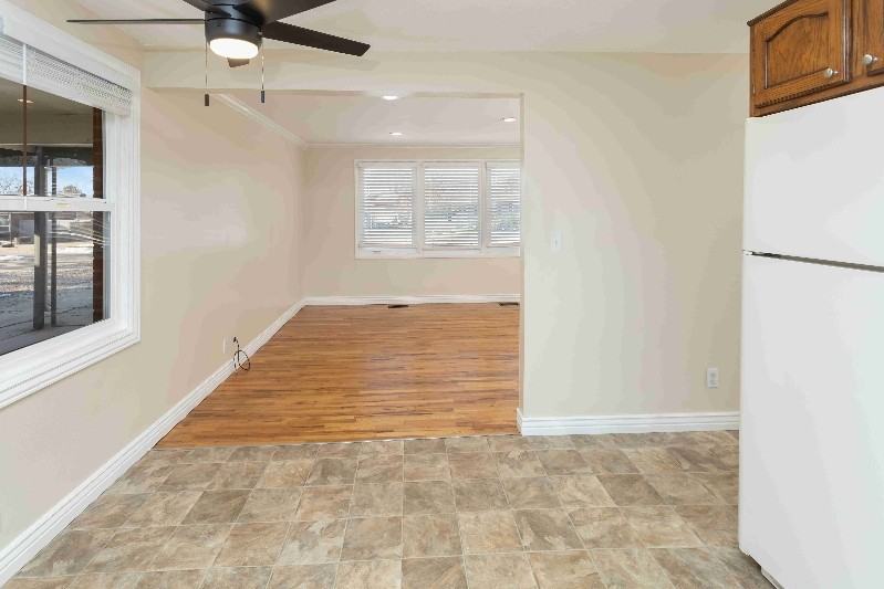 303 Sw - Photo 2 of 20