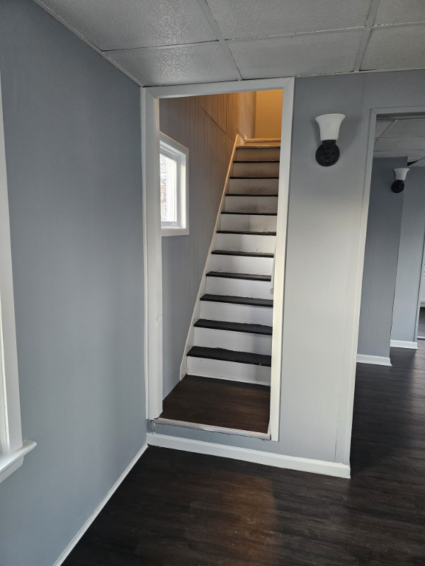 316 Howard St - Photo 3 of 7