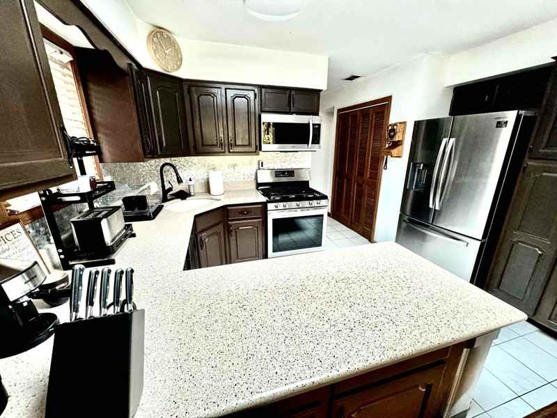 2530 N 74th Ave #3 - Photo 5 of 11