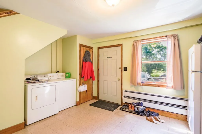 17 Shepherd Rd #C - Photo 3 of 8