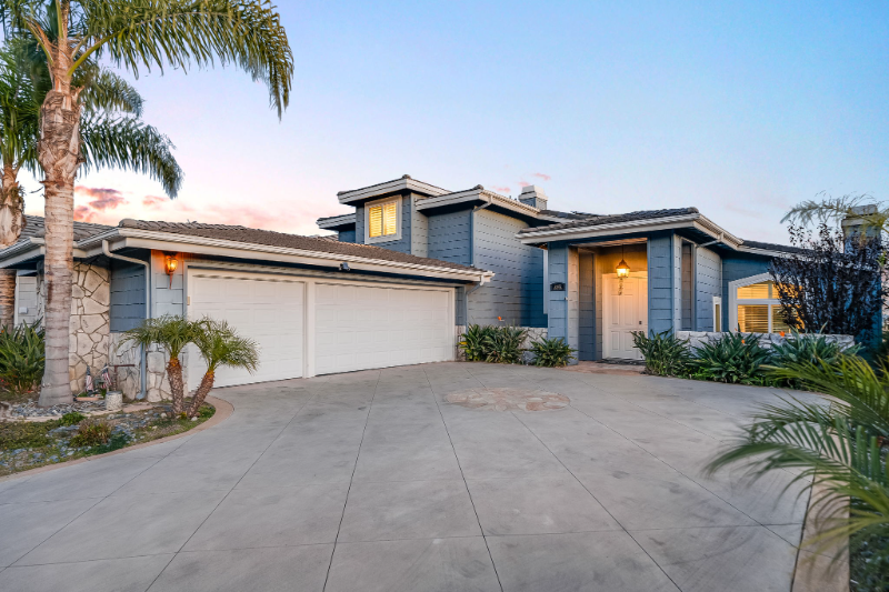 34032 Bedford Ln - Photo 4 of 20