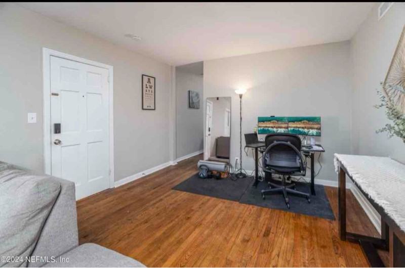 2931 Saint Johns Ave #8 - Photo 4 of 18