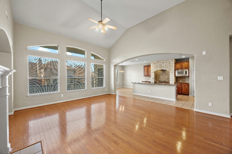 4216 Meadow Vista Ln - Photo 4 of 20