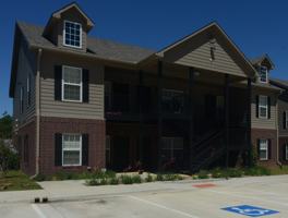 featured image of 2200 Arlington St