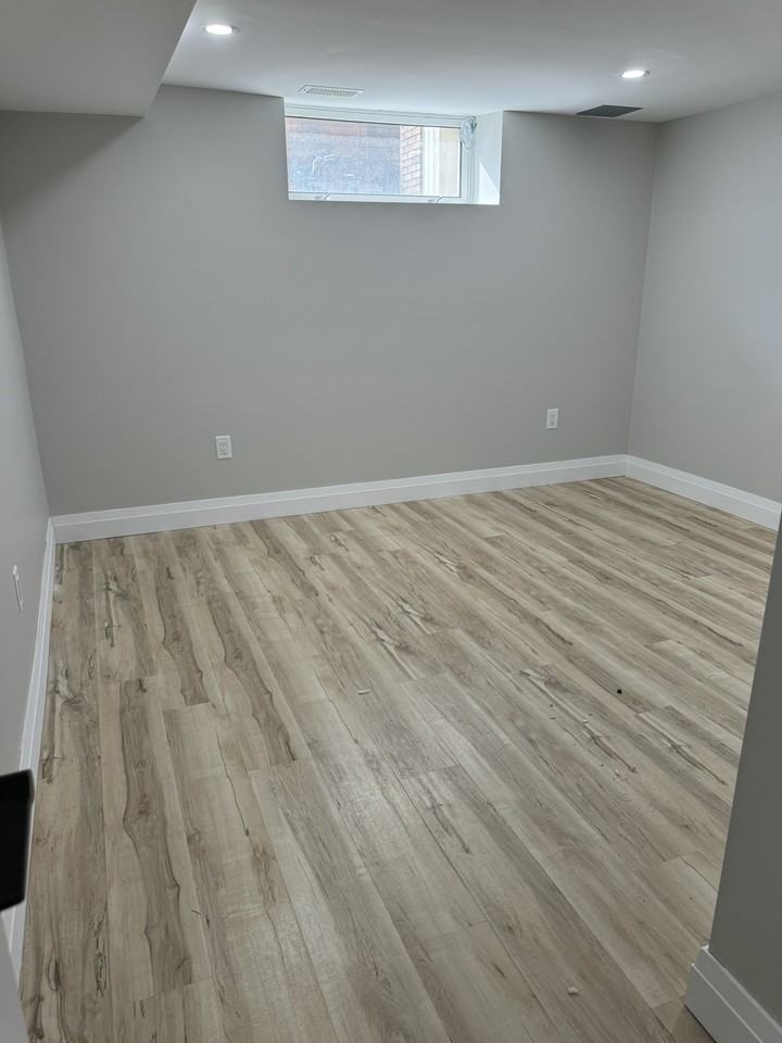 266 Dalhousie Street - 1 Bed 1 Bath Basement Apartment - Photo 6 of 7