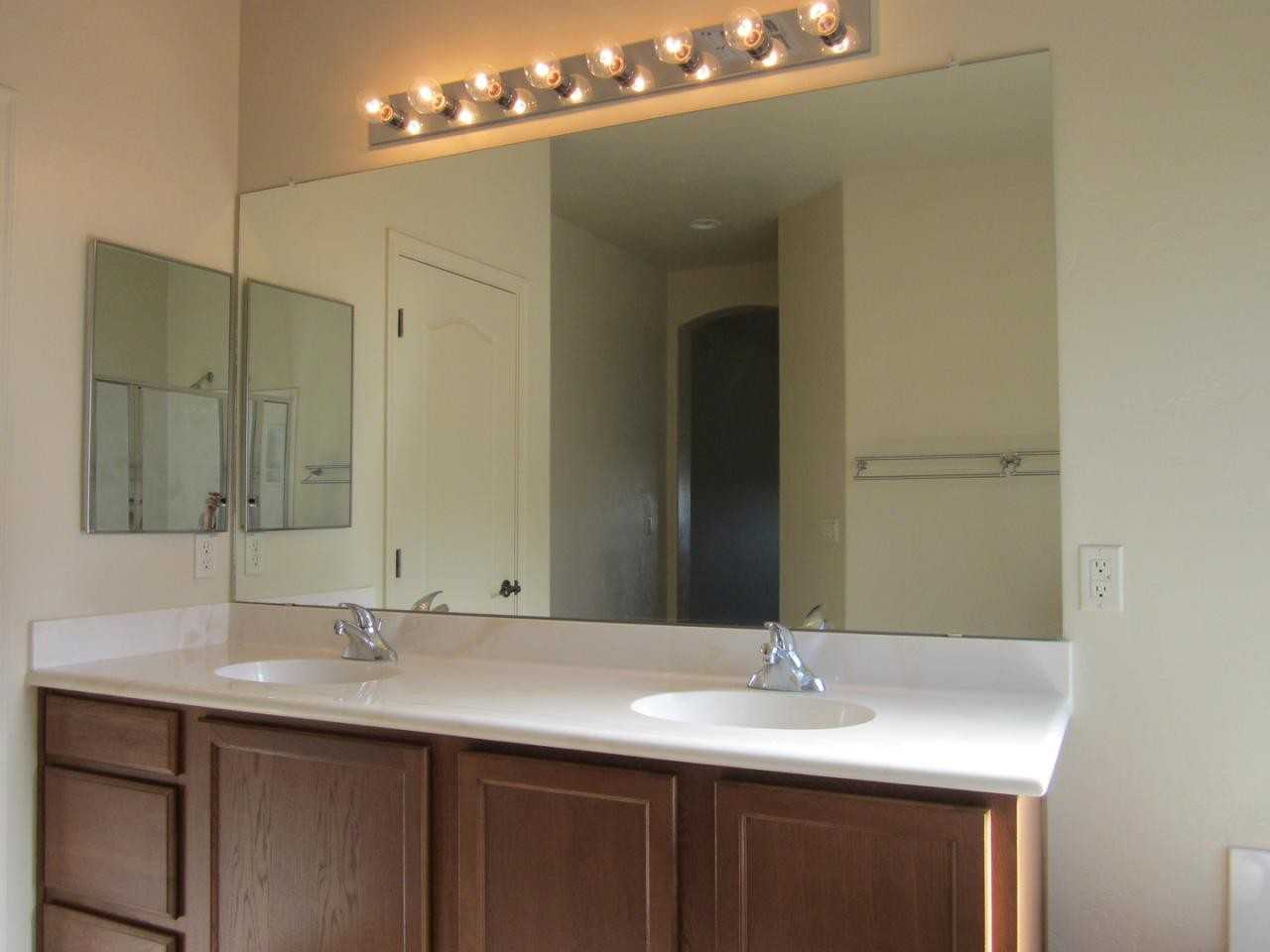10414 South Painted Mare Drive - Photo 3 of 8