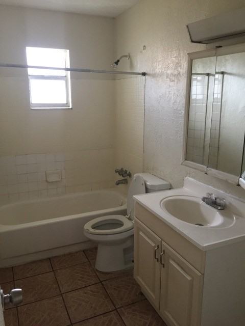 5212 Nw 24th St #154 - Photo 7 of 13