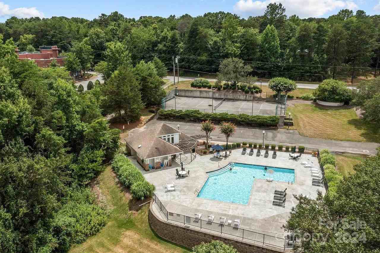 108 Pier 33 Dr - Photo 3 of 4