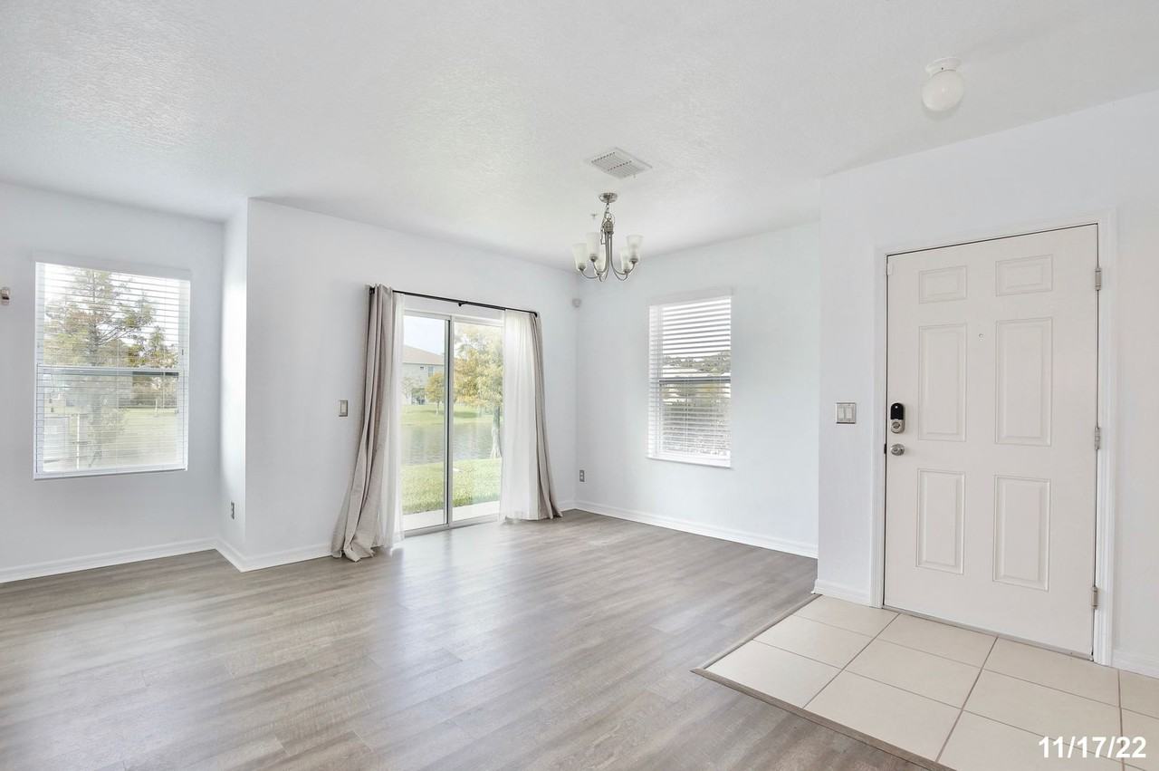 3520 Seneca Club Loop - Photo 4 of 24