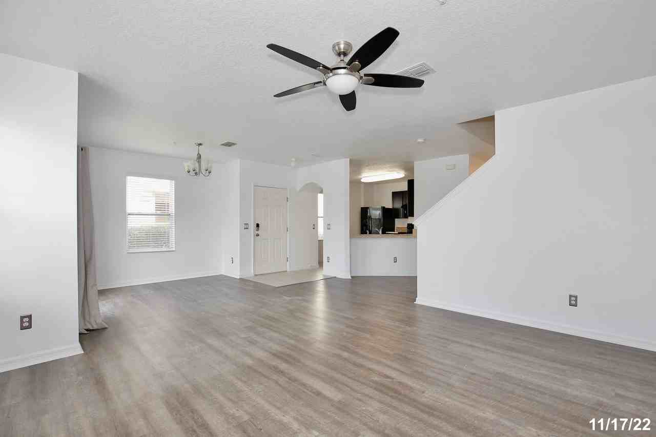 3520 Seneca Club Loop - Photo 6 of 24