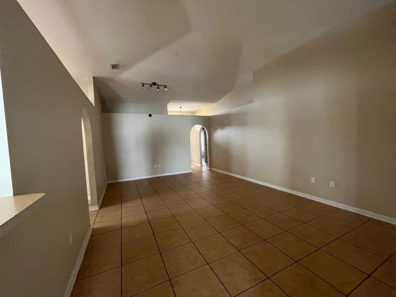 2551 Hunley Loop - Photo 4 of 31