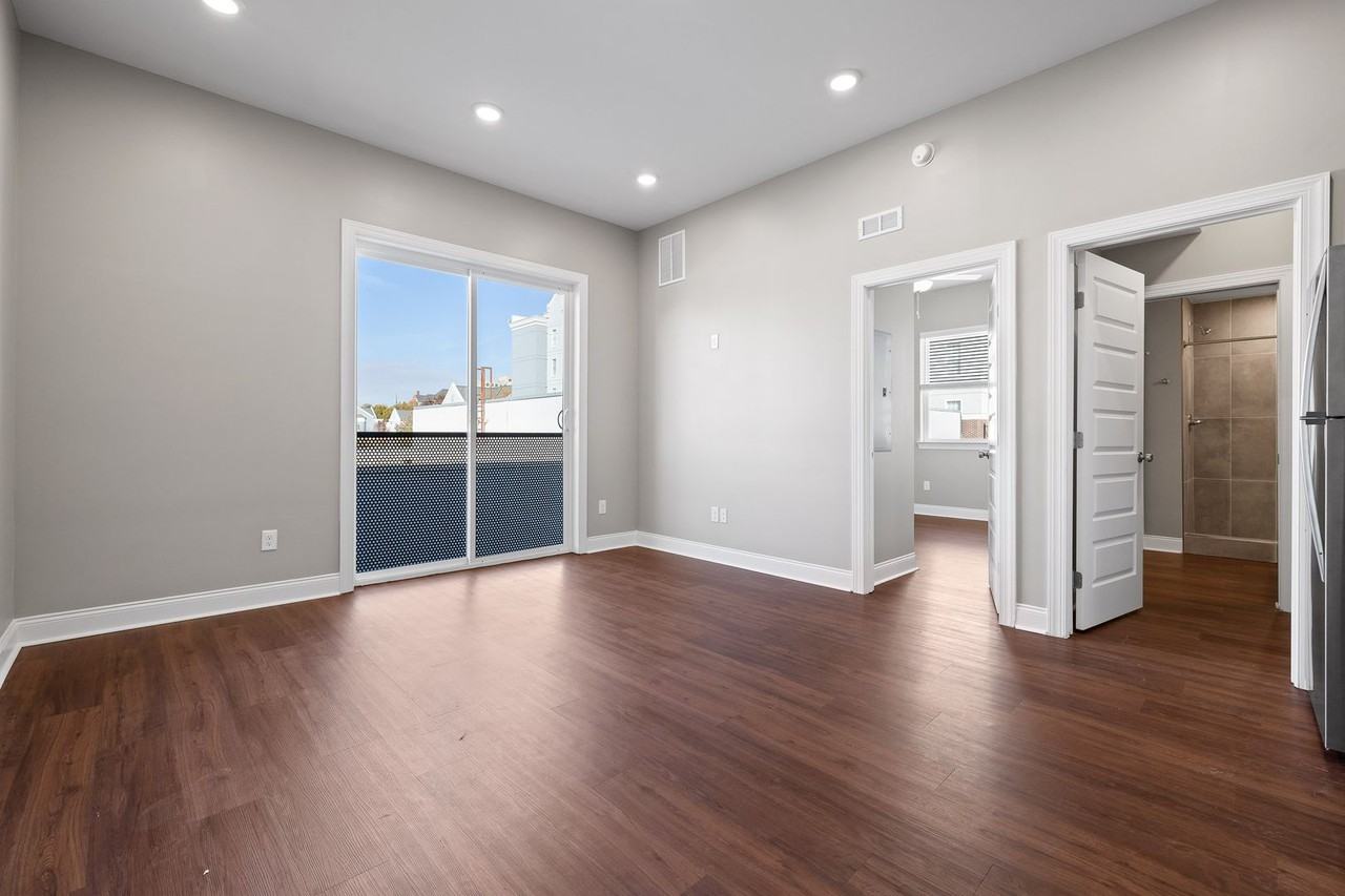 621 E Martin Luther King Blvd #103 - Photo 5 of 7