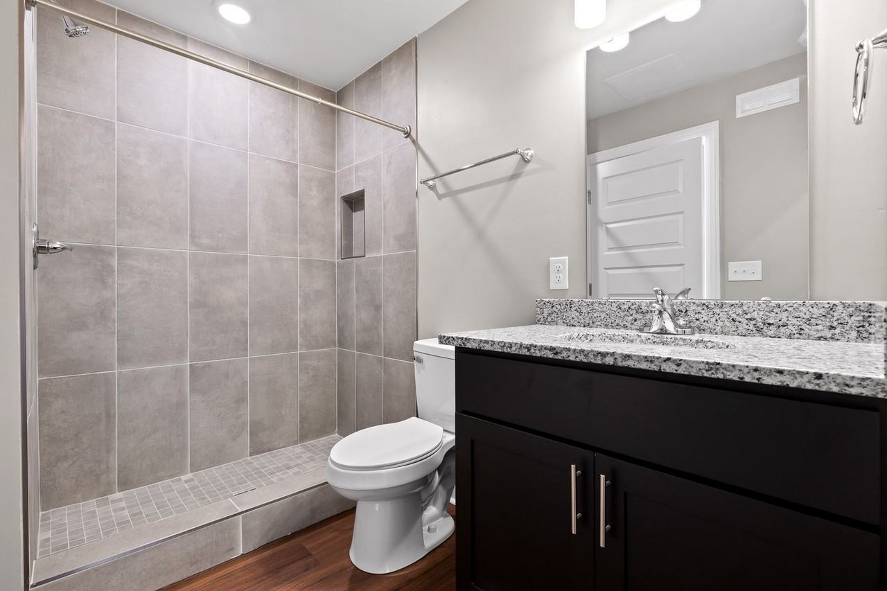 621 E Martin Luther King Blvd #207 - Photo 6 of 7