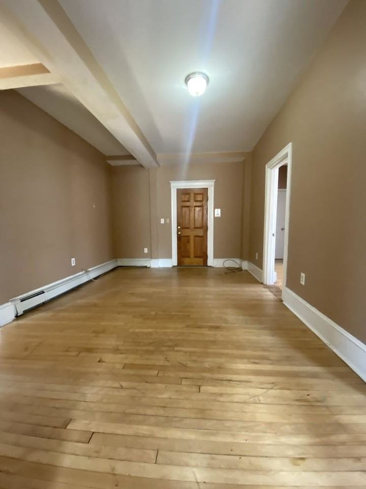 188 Harvard Avenue - Photo 6 of 9