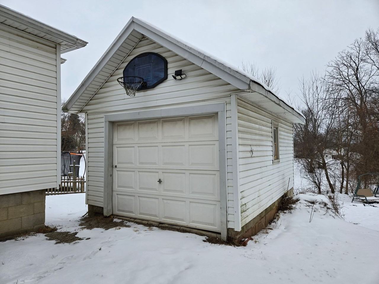 438 Diamond St - Photo 2 of 18