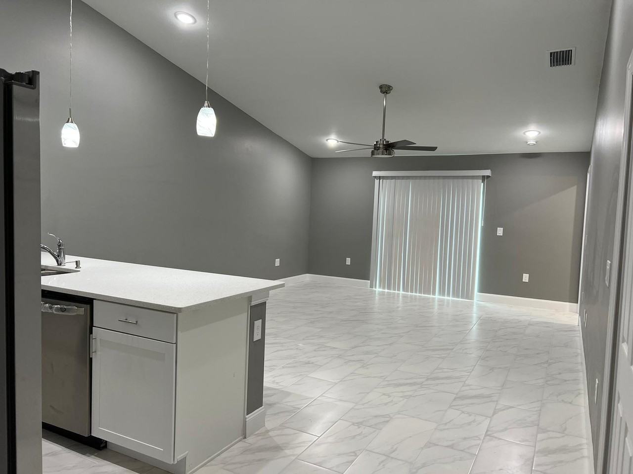 1072 Jaguar Blvd #A - Photo 3 of 14