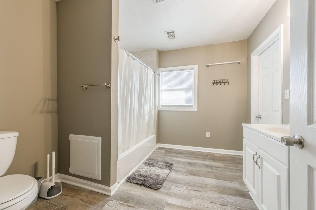 S Benton Ave - Photo 6 of 10