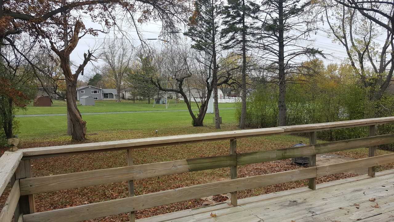 6610 Macarthur Dr - Photo 2 of 30