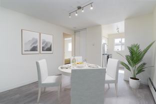 Sturgeon Point Villas - Photo 1 of 1