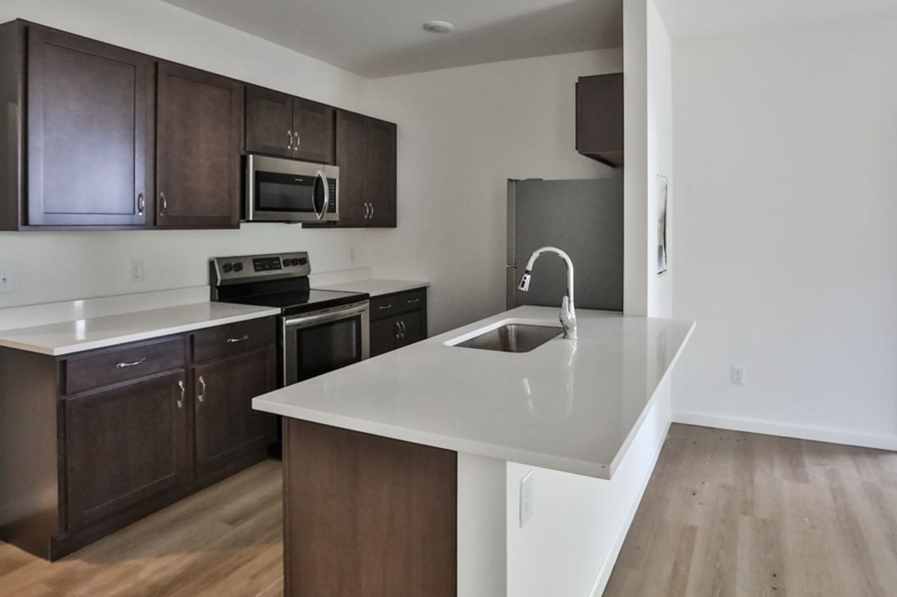 30 Pine Lane Apartments - Photo 4 of 23