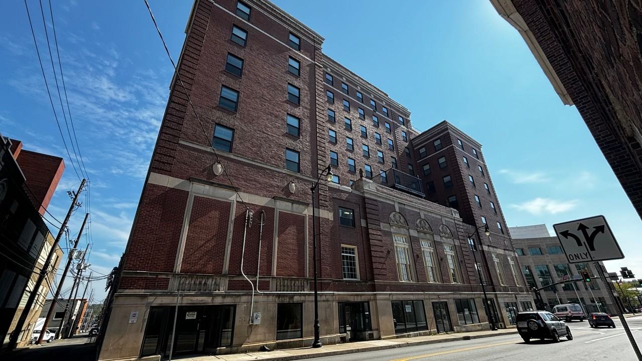 145 W Broad St #610 - Photo 3 of 50