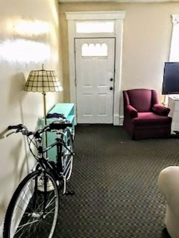 113-121 W 9th Ave - Photo 2 of 16