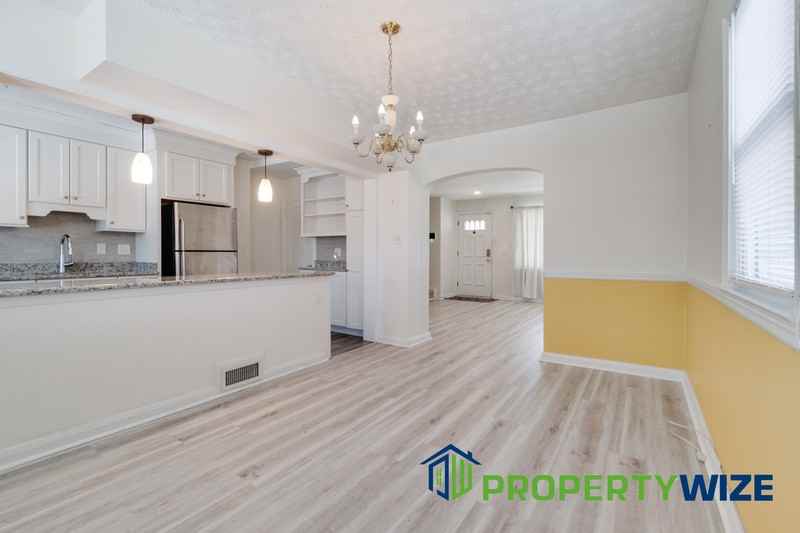 1622 Walterswood Rd - Photo 3 of 25