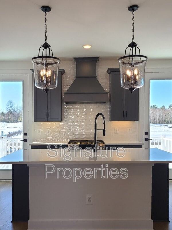 5046 Bigleaf Rd - Photo 6 of 33