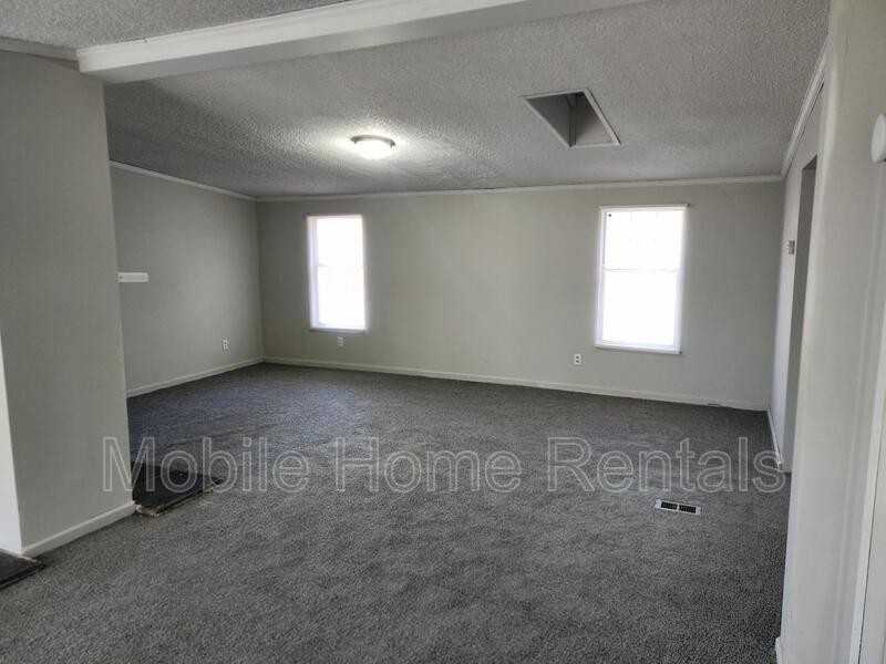 106 Dogwood Dr - Photo 2 of 13