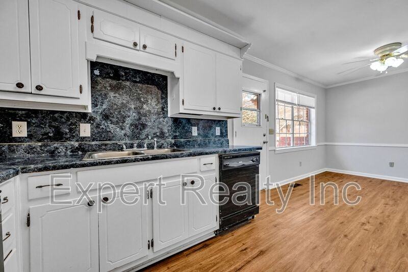 822 Linbard Ln - Photo 4 of 28