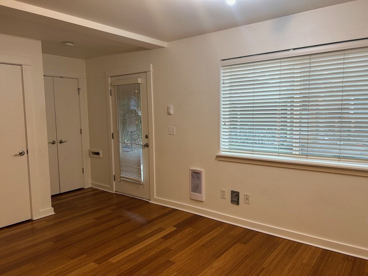218 Ne Fremont St - Photo 2 of 14