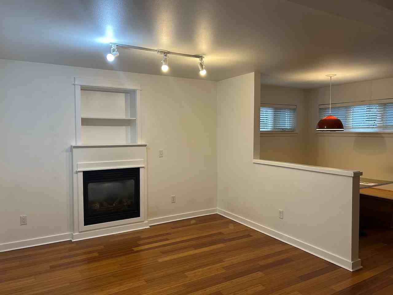 218 Ne Fremont St - Photo 3 of 14