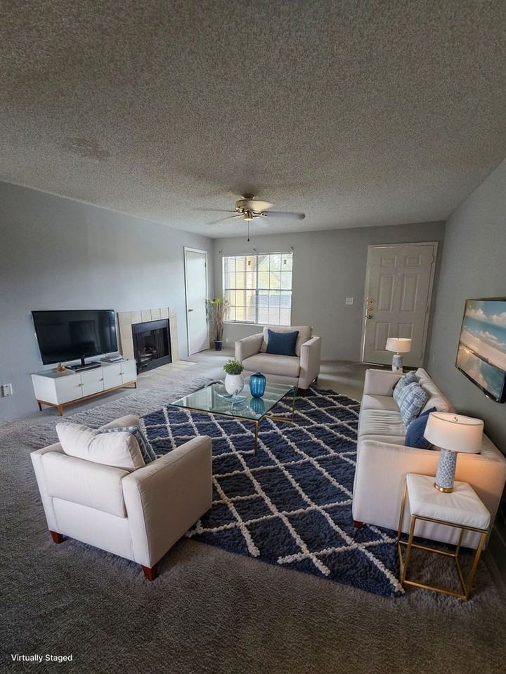 300 Lakepointe Drive #204 - Photo 5 of 16