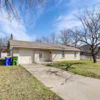 featured image of 702 Catherine Ln