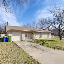 702 Catherine Ln - Photo 1 of 1