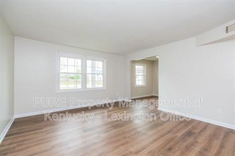 429 Chestnut St #16 - Photo 3 of 15